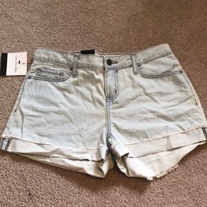 Calvin Klein jean shorts size 4 light wash